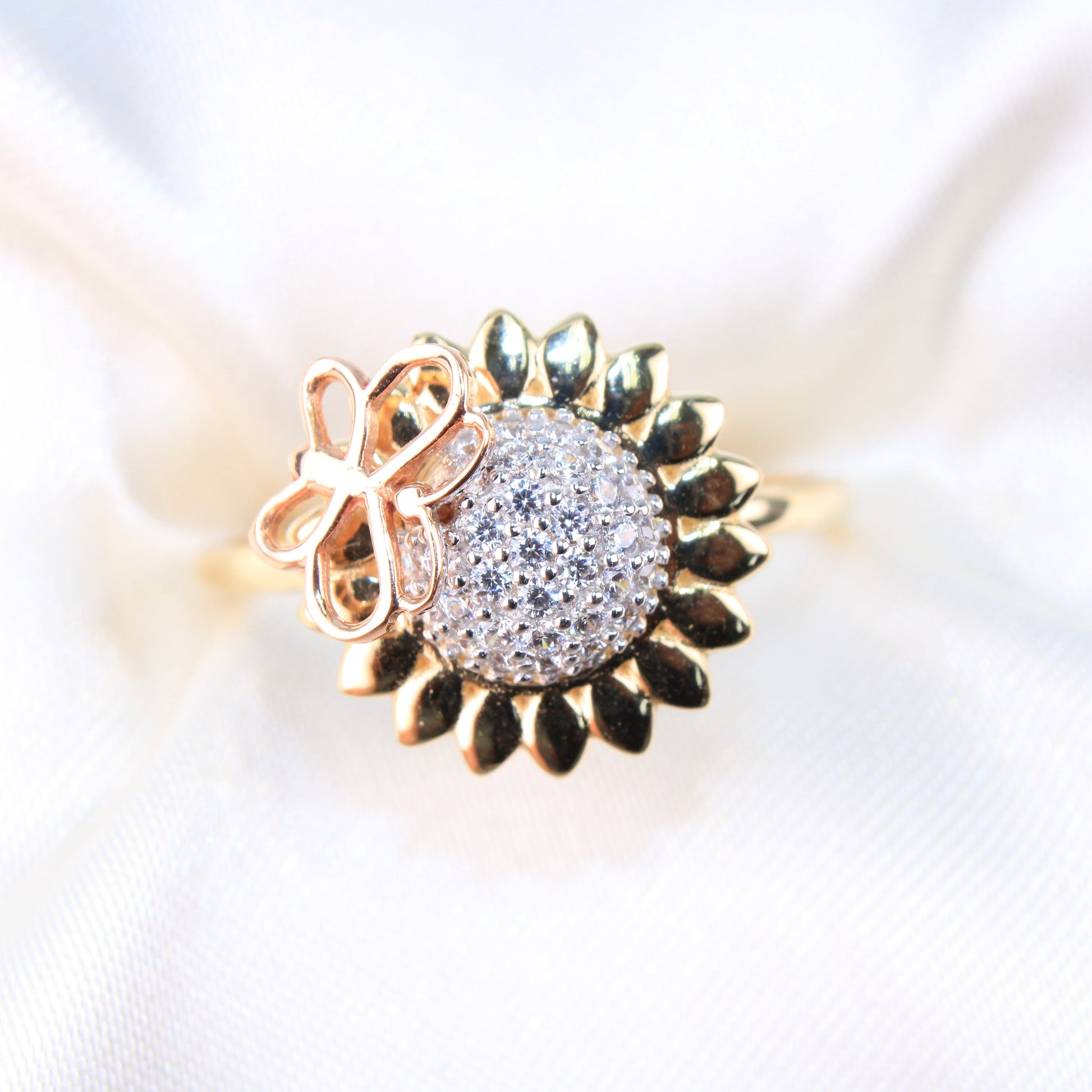 14k-sunflower-butterfly