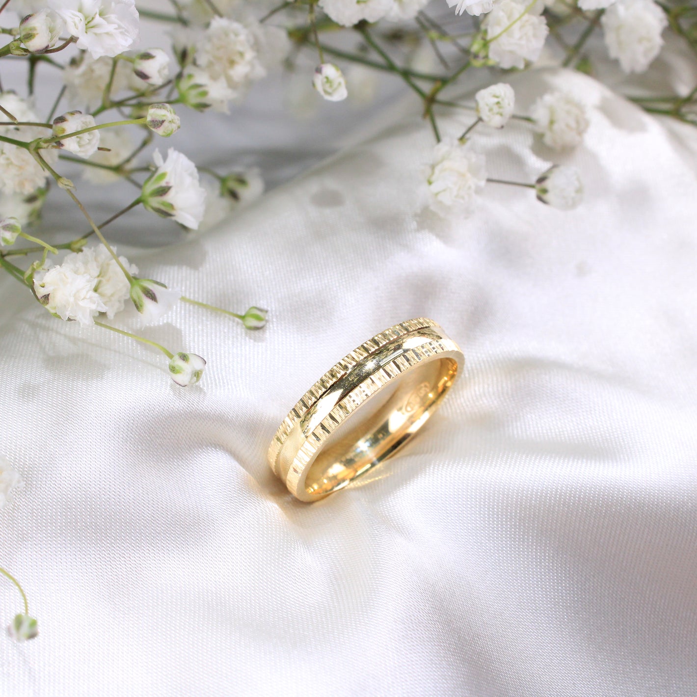 14K Gold Wedding Band For Women