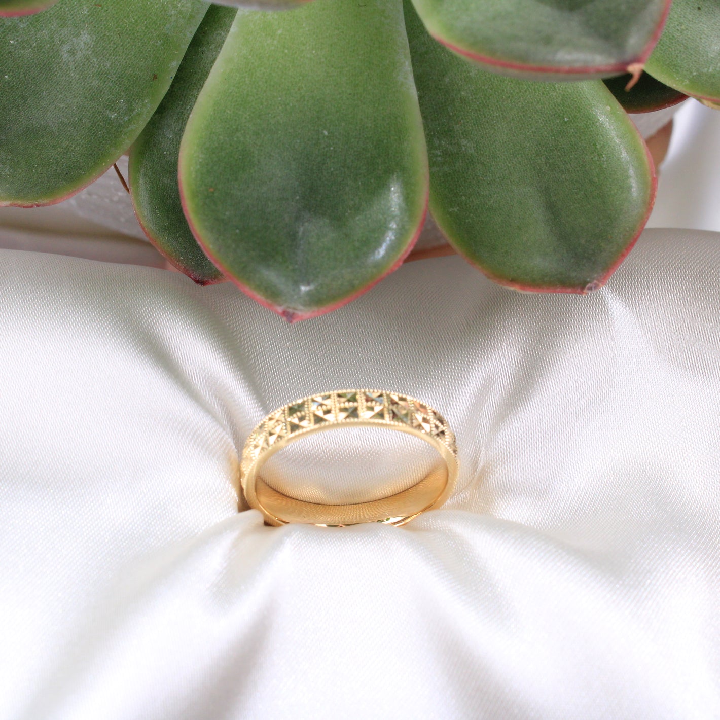 14K Gold Wedding Band For Women