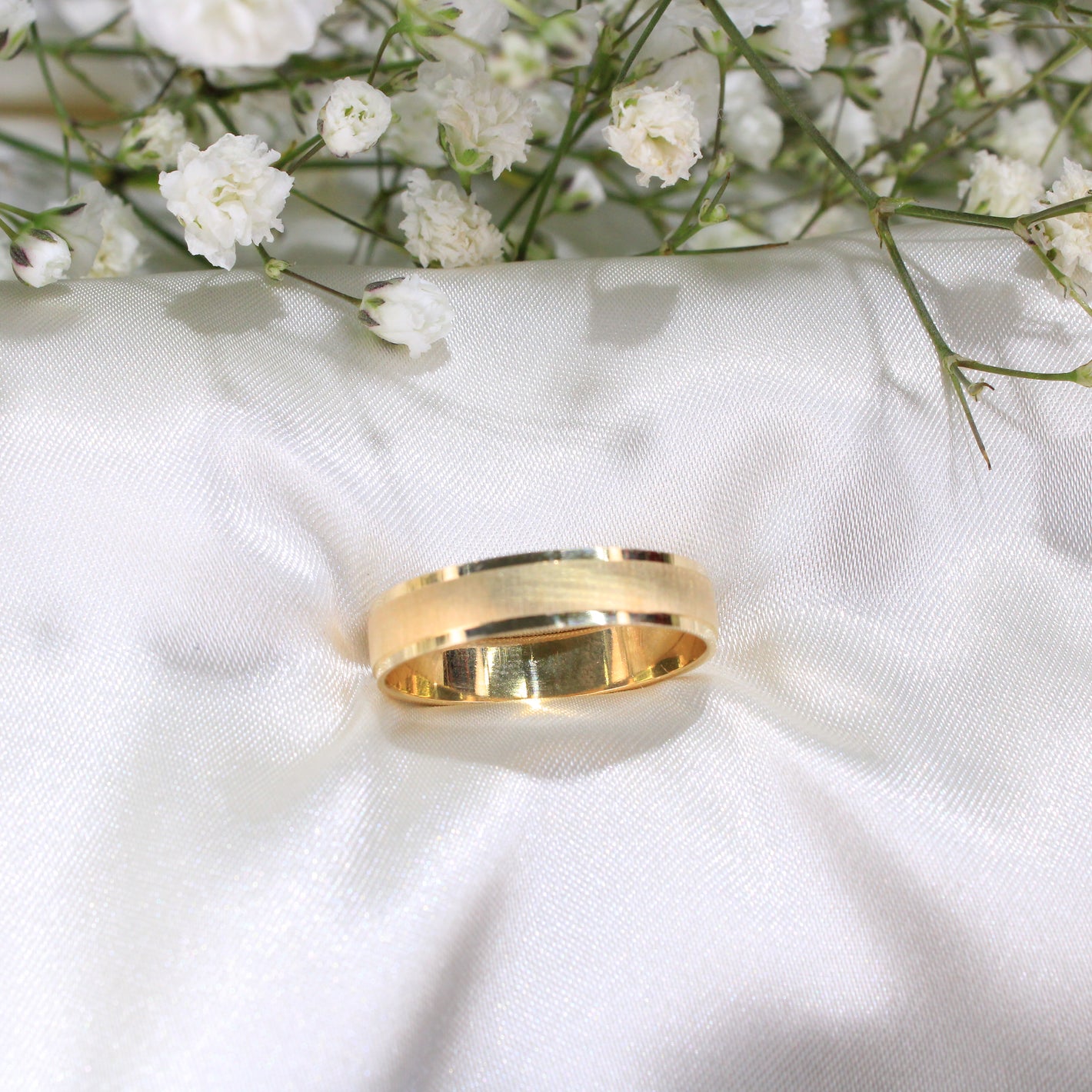 14K Gold Wedding Band For Women
