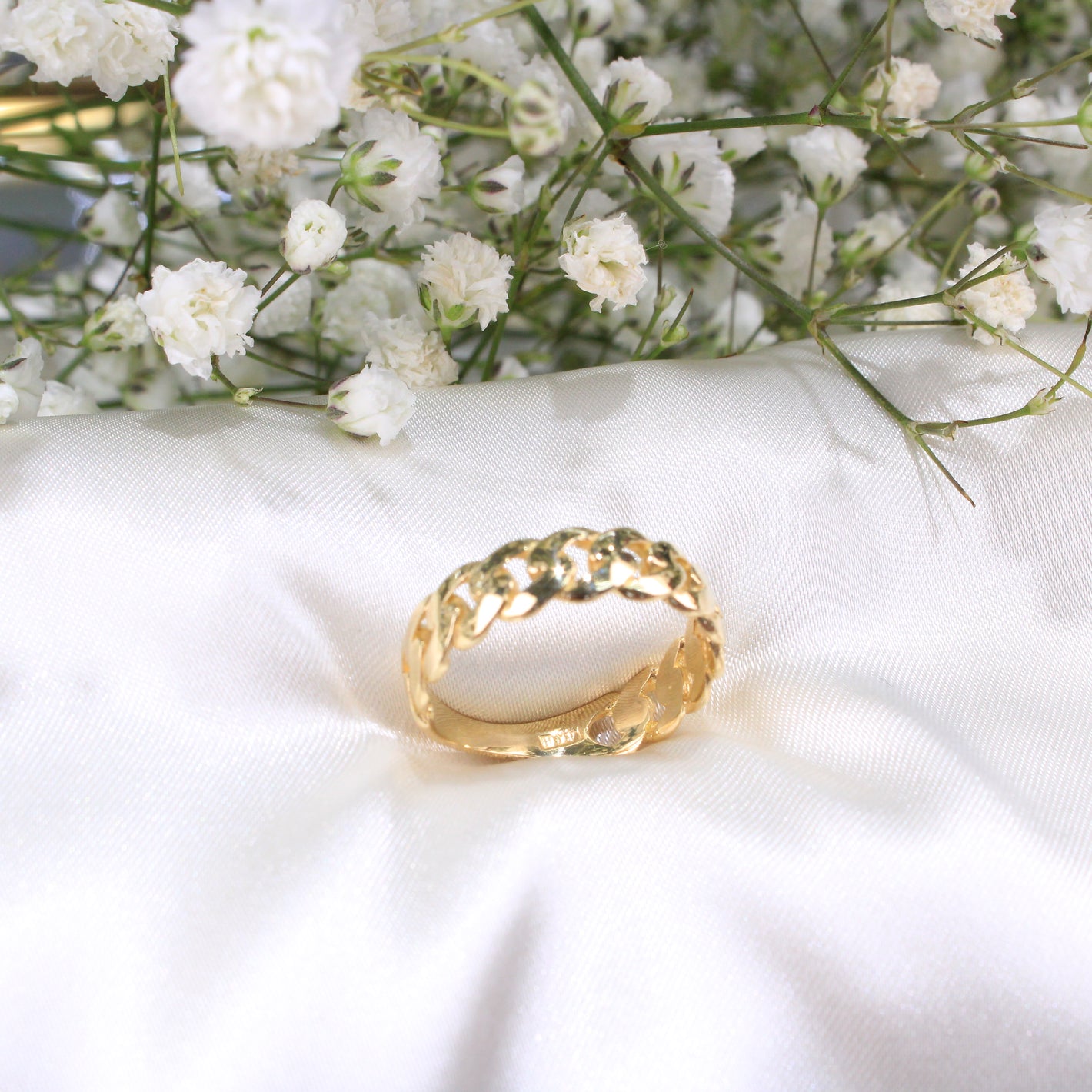 14K Gold Wedding Band For Women