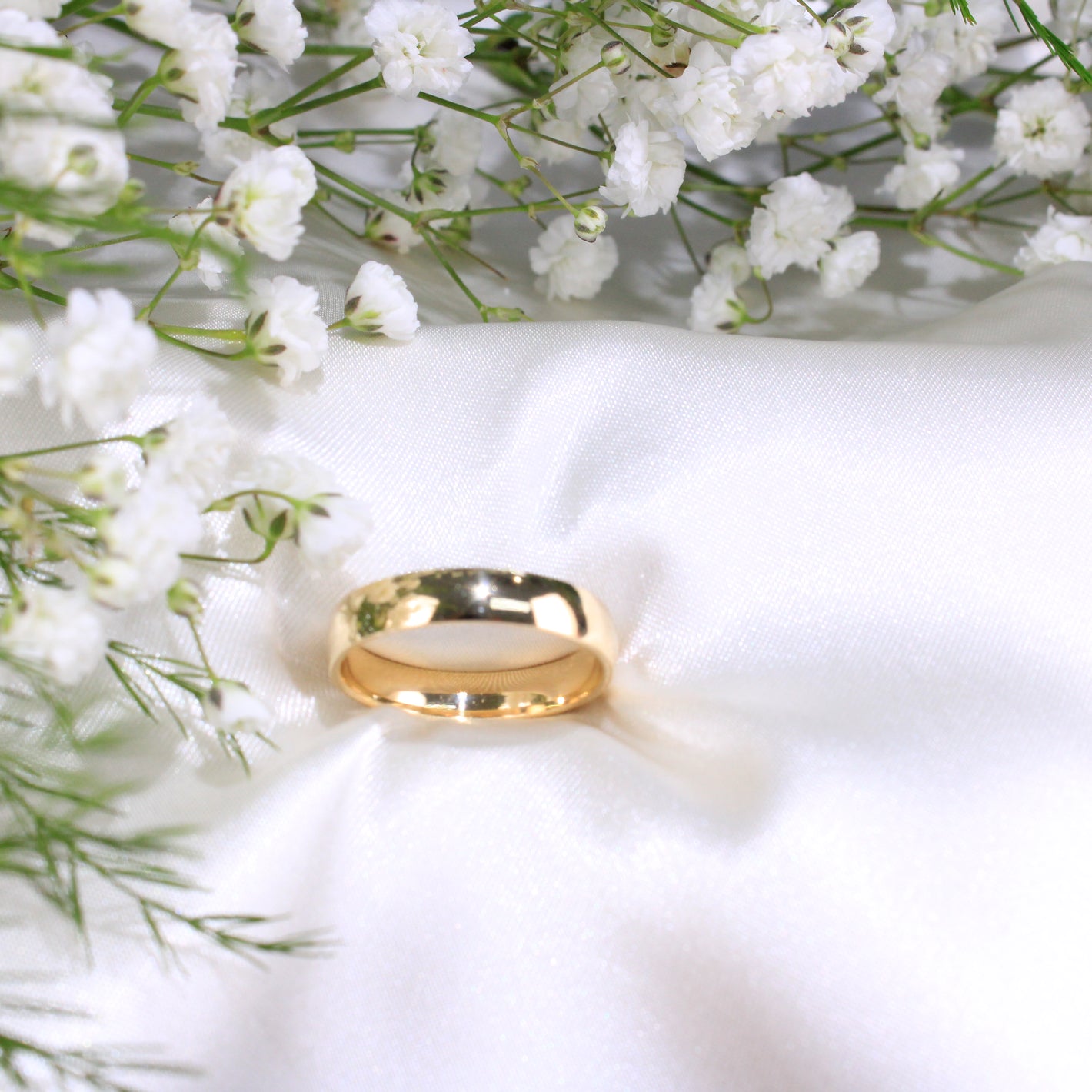 14K Gold Wedding Band For Women
