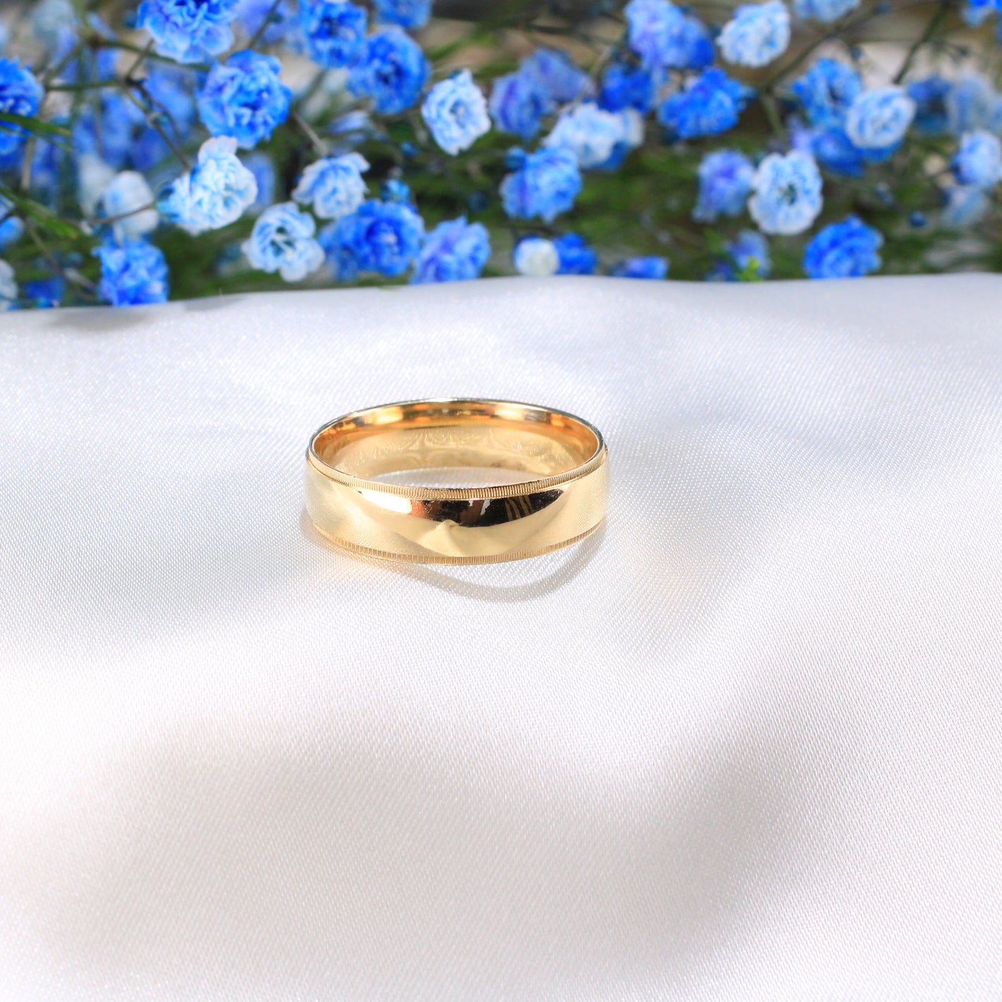 14K Gold Wedding Band For Men