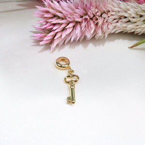 14K Yellow Gold Dangle Key Charm