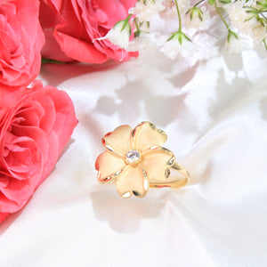 14K Gold Flower Ring
