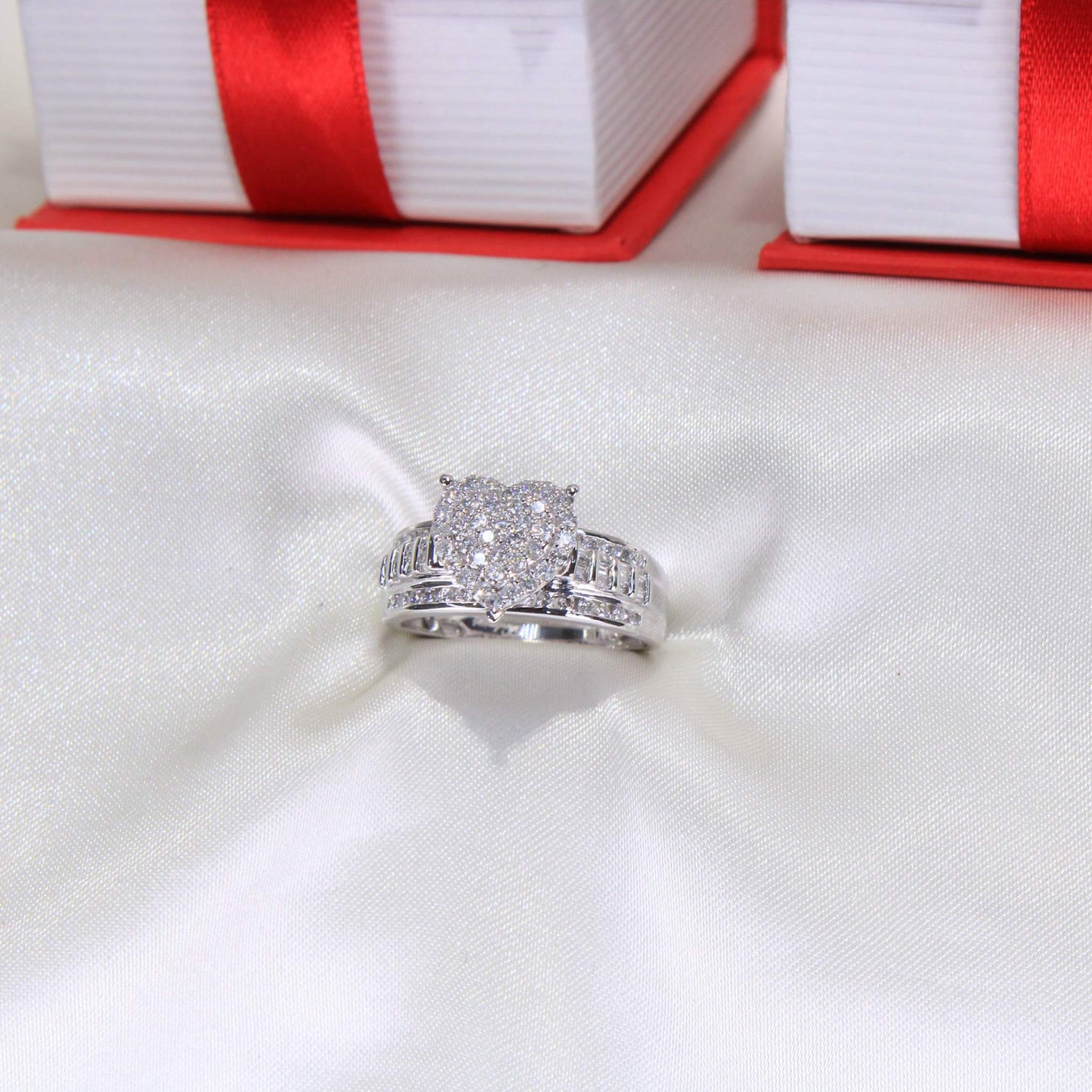 10K White Gold Heart Diamond Ring