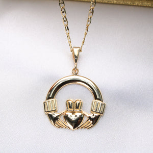 14K Yellow Gold Claddagh Charm