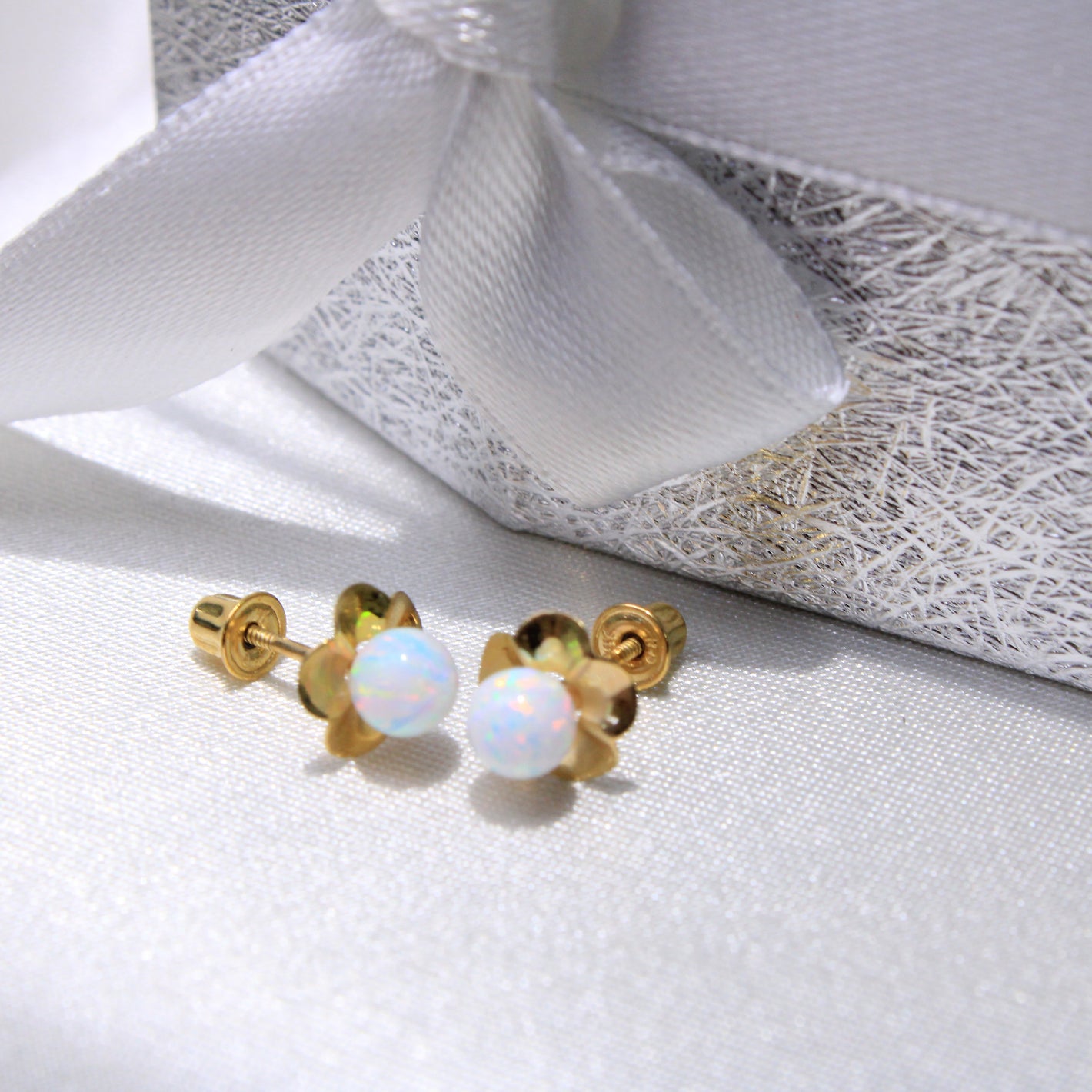 14K Yellow Gold Opal Flower Earrings