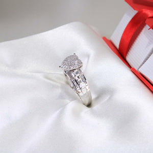10K White Gold Heart Diamond Ring