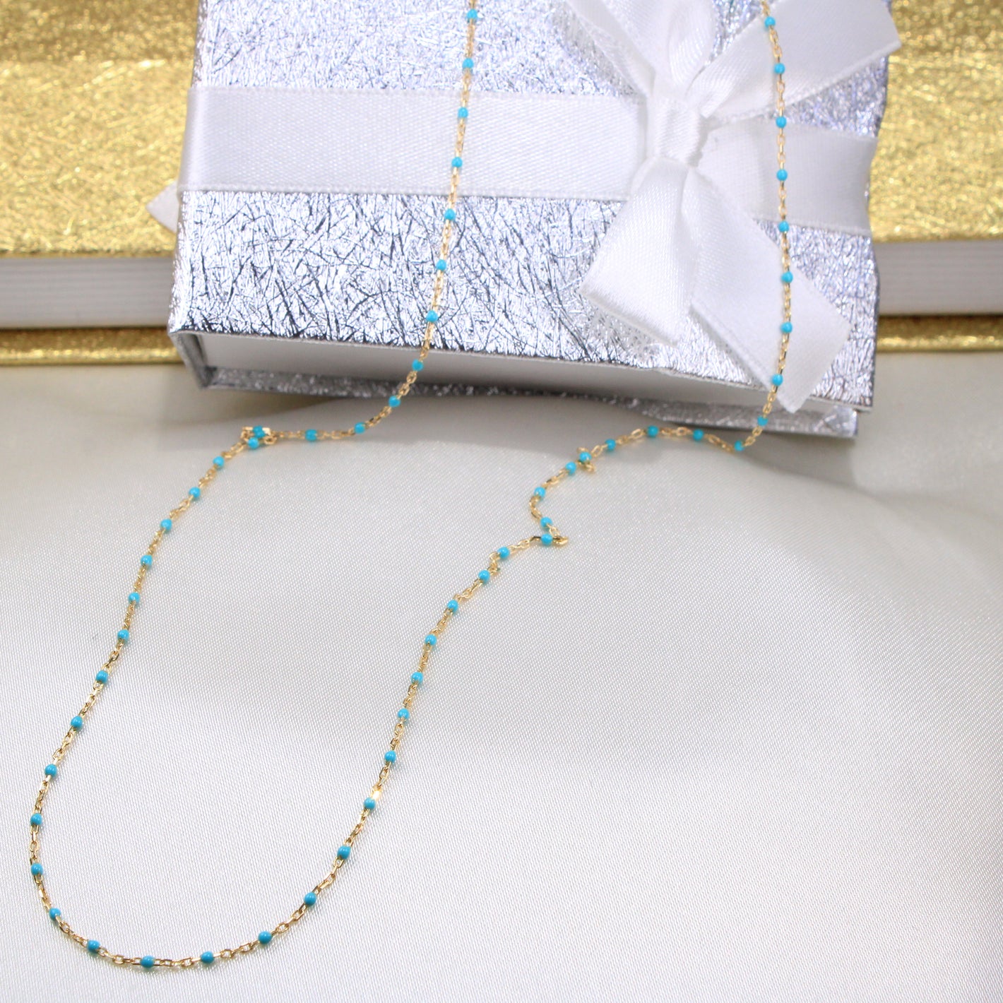 14K Turquoise Beaded Necklace 18in